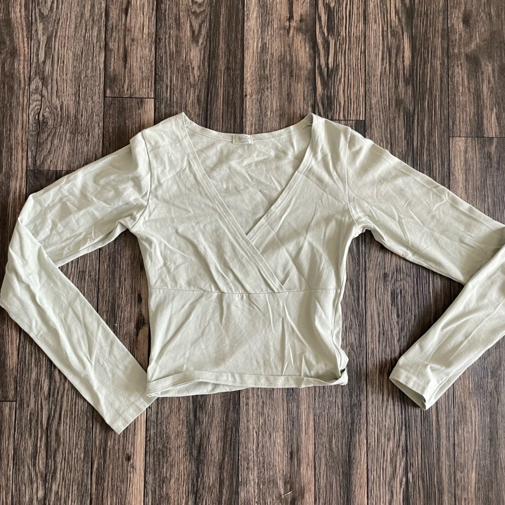 brandy melville green top